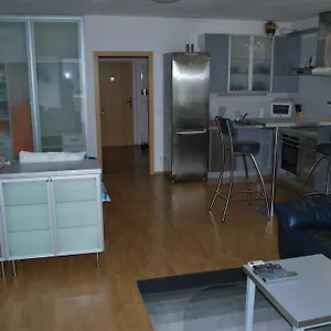  Apartament Chotesovska With Parking Place Czechy